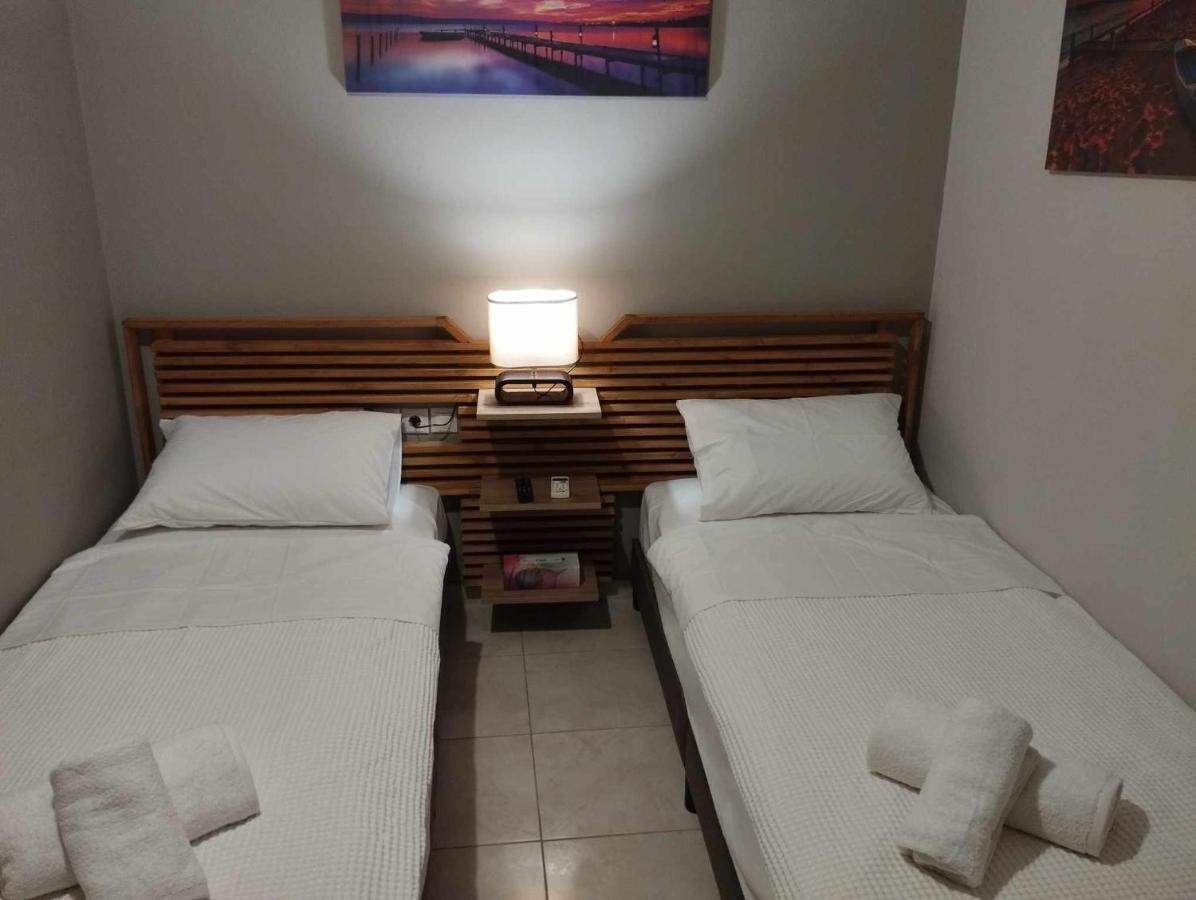 Istamos Apartment Stamni ภายนอก รูปภาพ